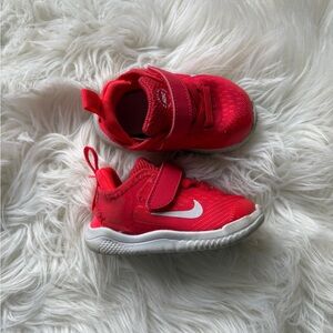 Infant Nike free run